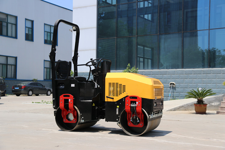 選擇適合自己的小型壓路機(jī)，如何做到不迷茫呢？